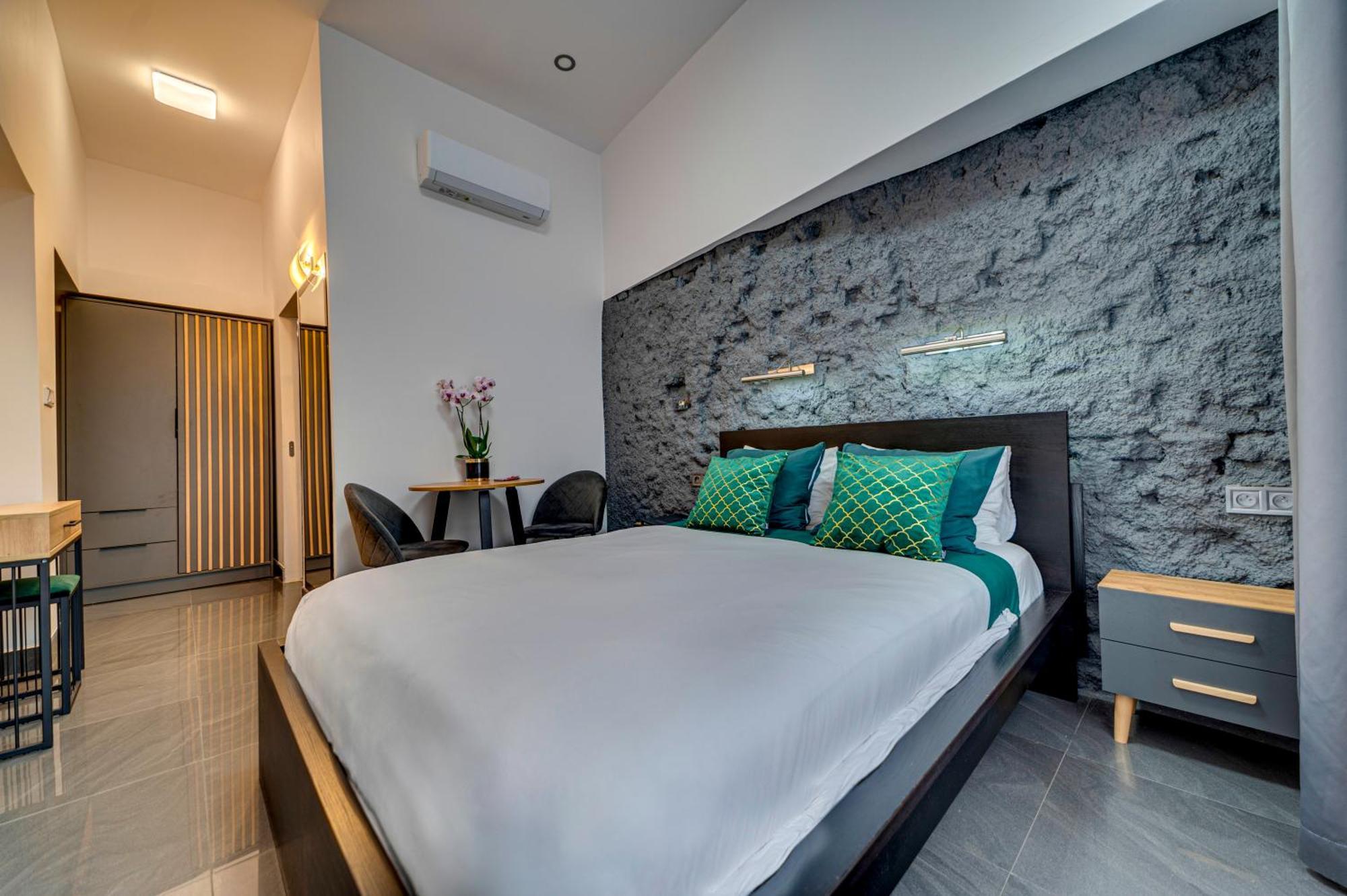 Komorowski Luxury Guest Rooms Krakow Exterior photo
